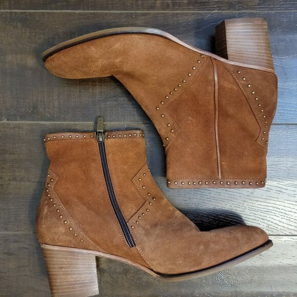 NEW Italeau Ankle Boots Womens 9.5 Brown Suede Studded Western Cowgirl Rustic - Picture 2 of 11